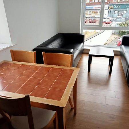 2 Bedroom, 2 Bathroom Apartment Dublin Dış mekan fotoğraf